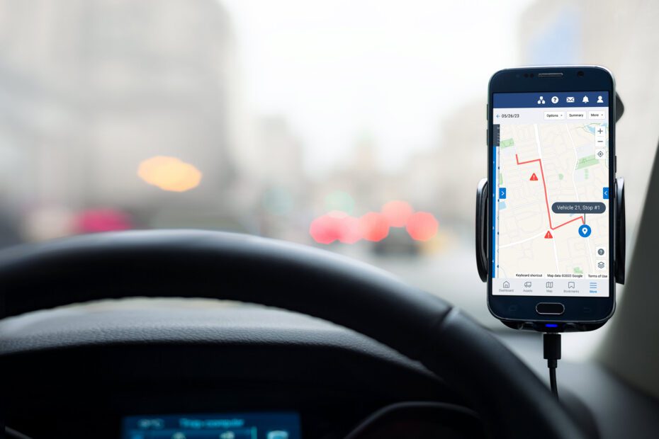 Efficient Communication With Drivers: The Benefits of Mobile Accessibility And Real-Time Tracking
